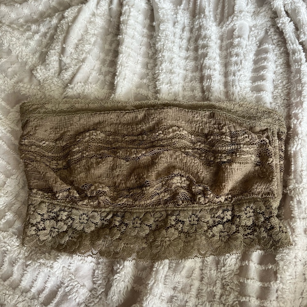 Few people bandeau